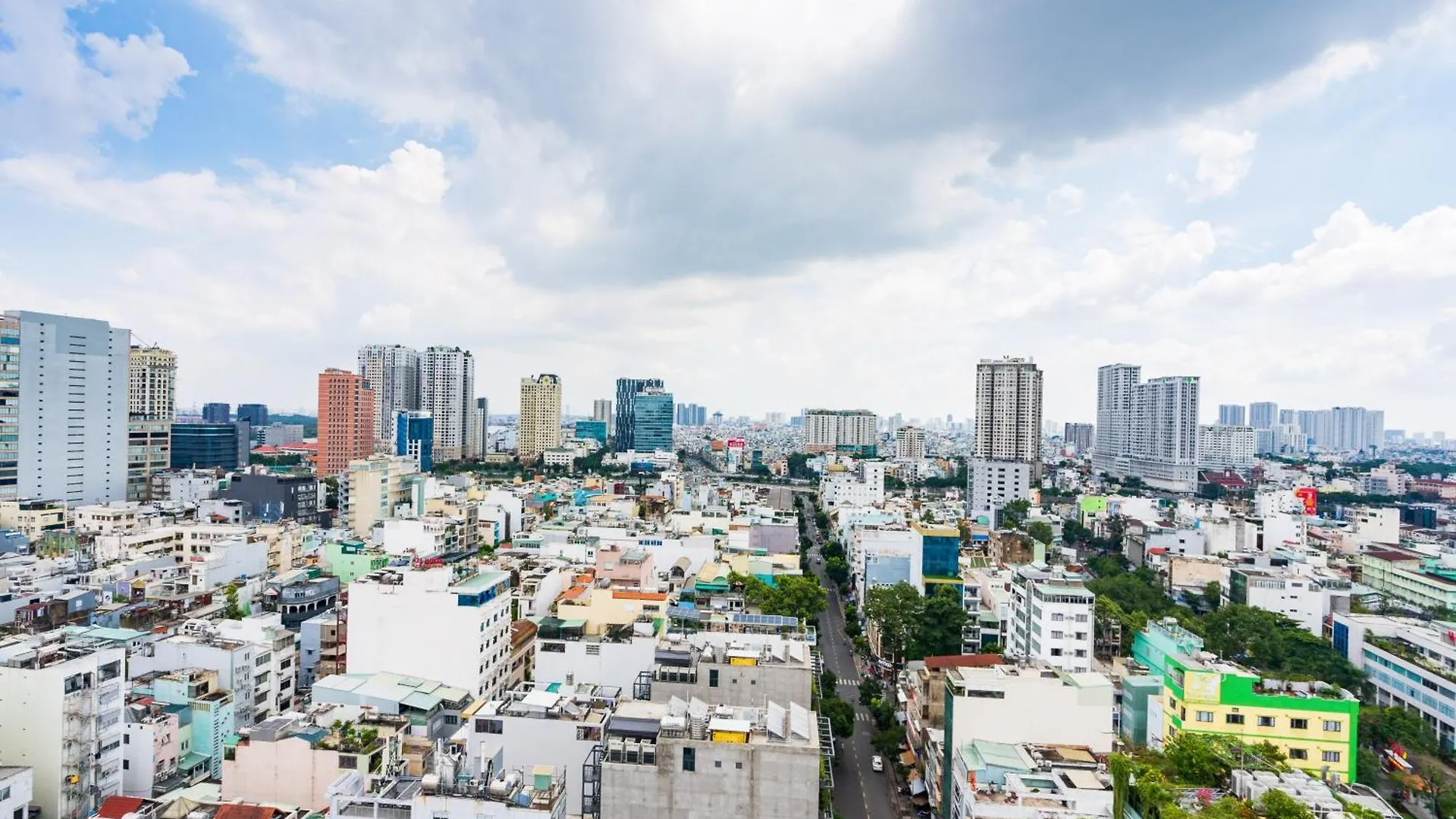 The One Ben Thanh Ho Chi Minh City Hotel