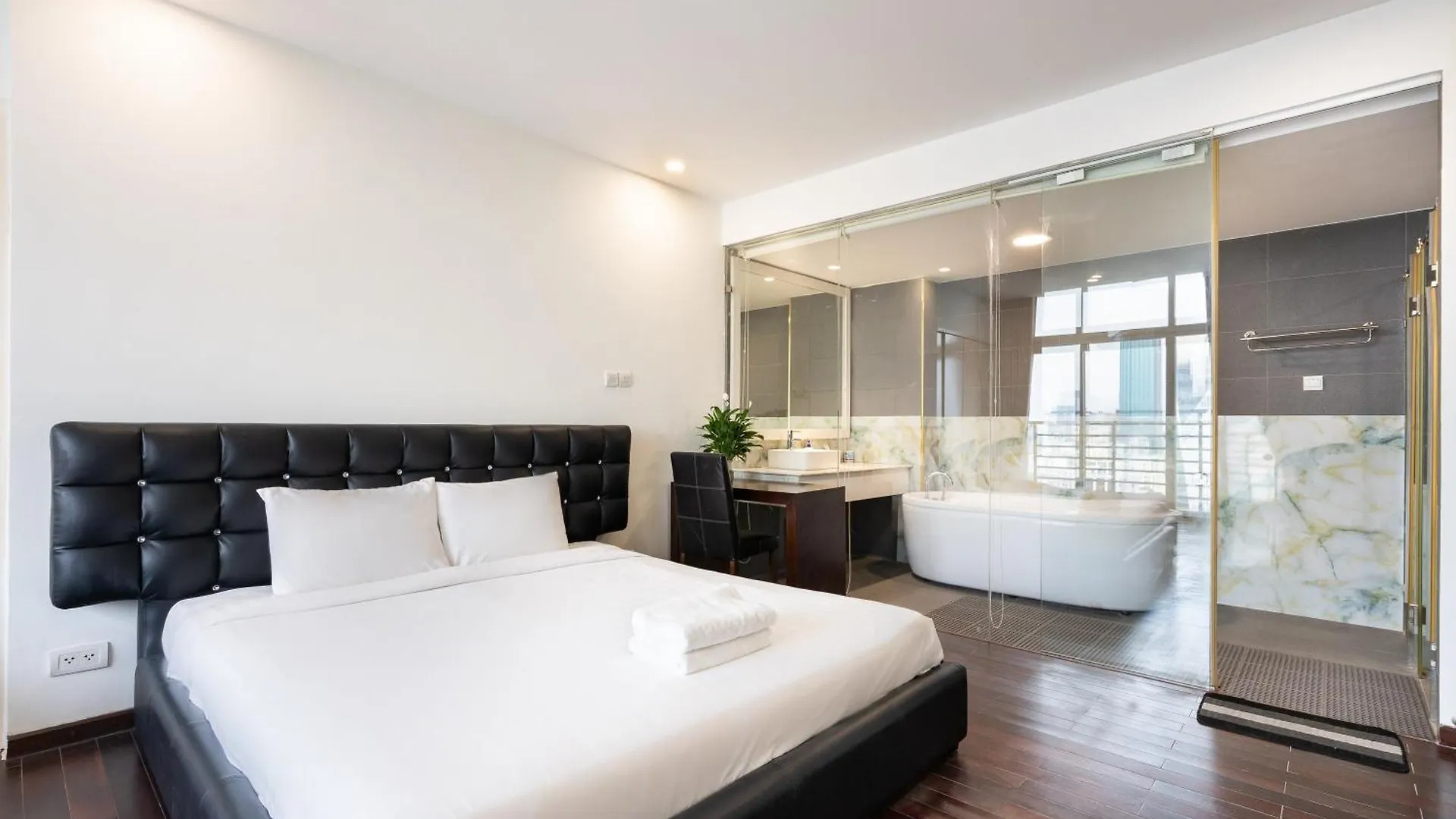 Hotel The One Ben Thanh Ho Chi Minh City
